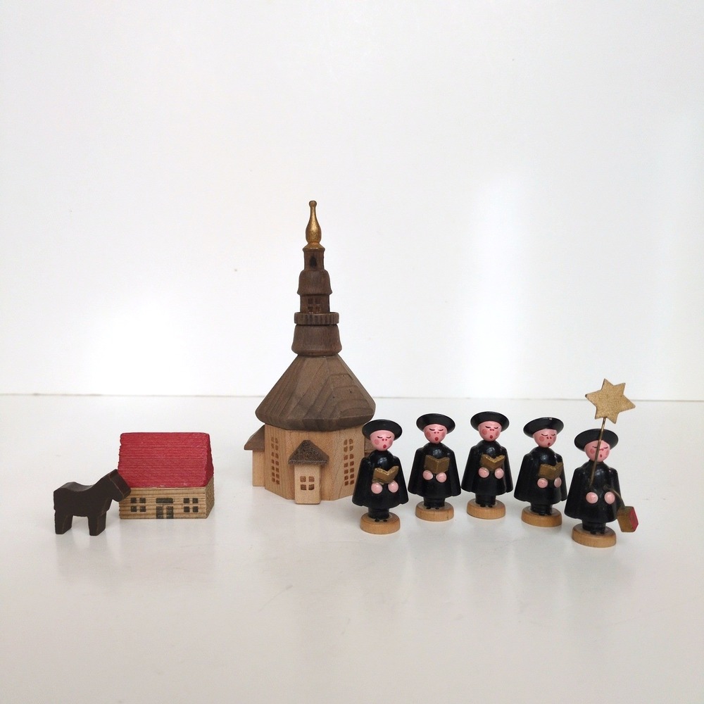 Vtg Erzgebirge Wooden Christmas Village Carolers Set Church House Horse